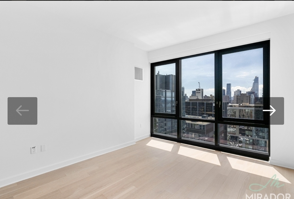 West 60th Street - Photo 4