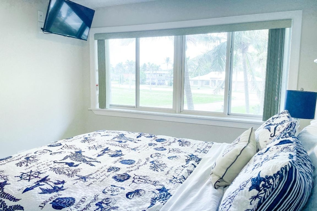 1550 S Ocean Drive - Photo 16
