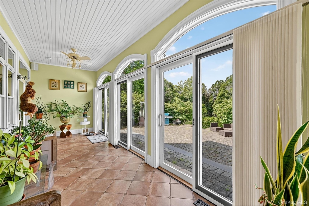 7 Paiges Way - Photo 43