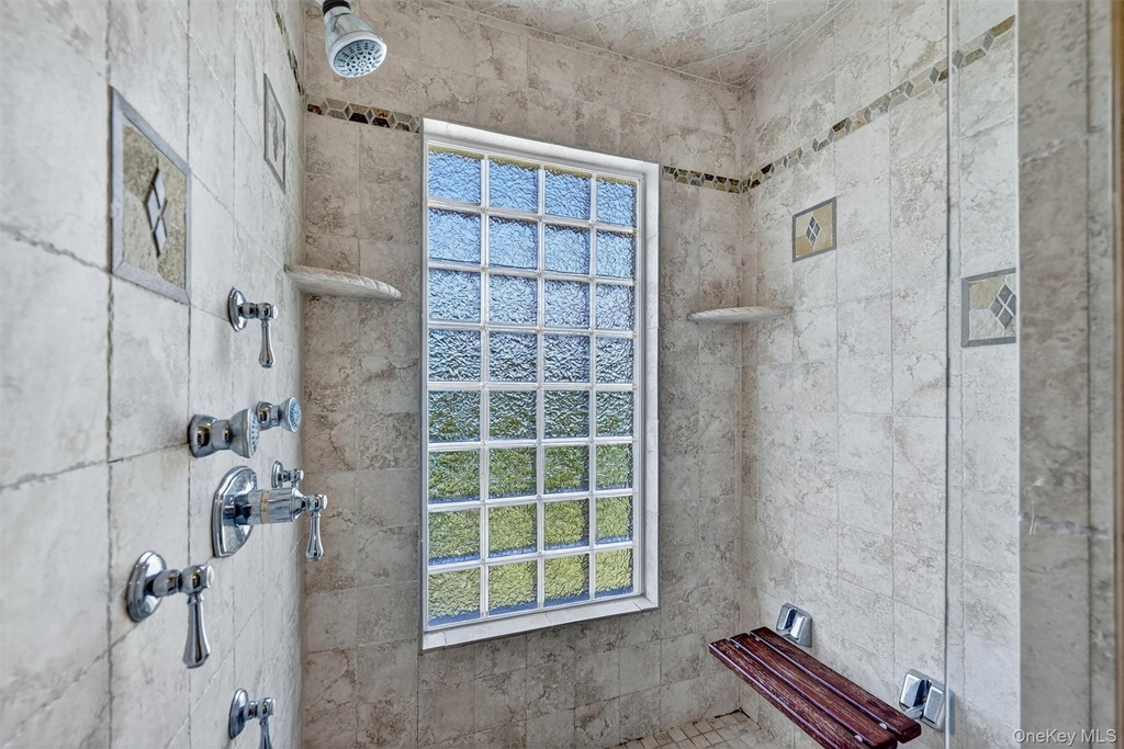 7 Paiges Way - Photo 35