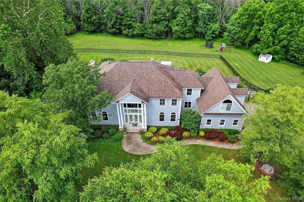 7 Paiges Way - Photo 0