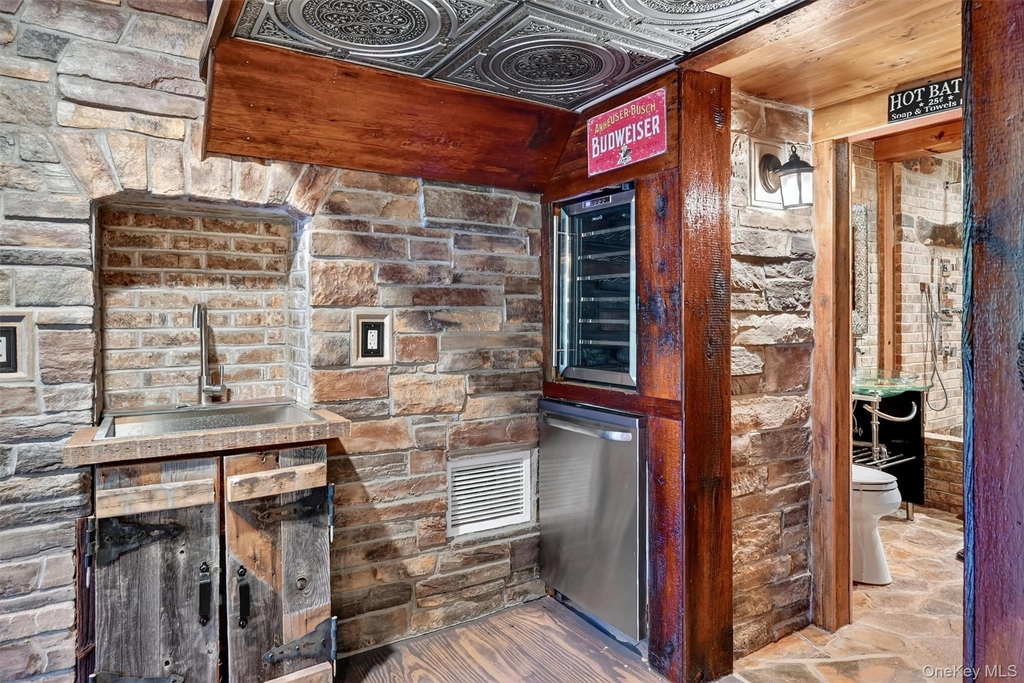 7 Paiges Way - Photo 25
