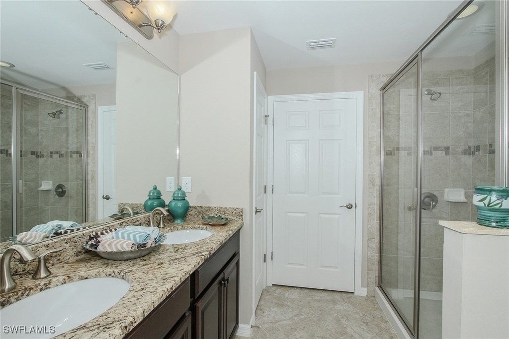 8531 Violeta Street - Photo 10