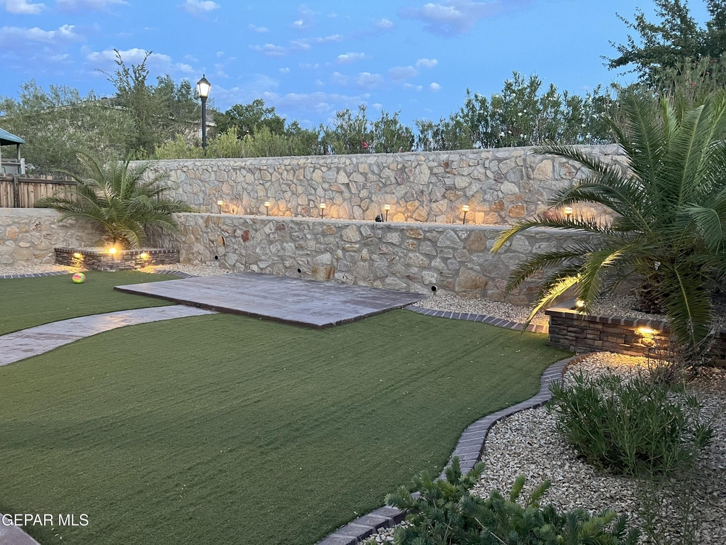 14258 Loma Esmeralda - Photo 12