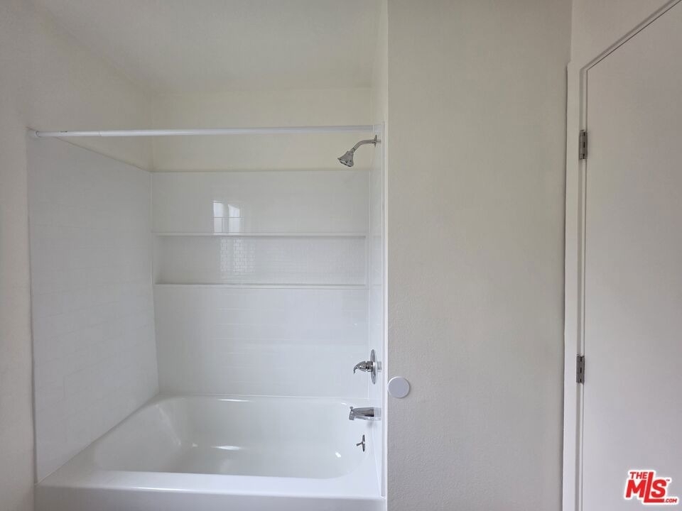 2908 W 141st Place - Photo 14