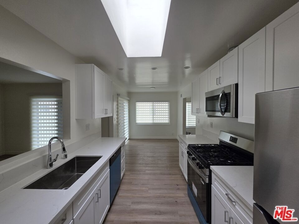 2908 W 141st Place - Photo 19