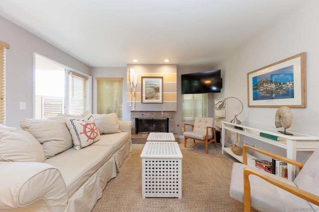 8132 Camino Del Sol - Photo 1