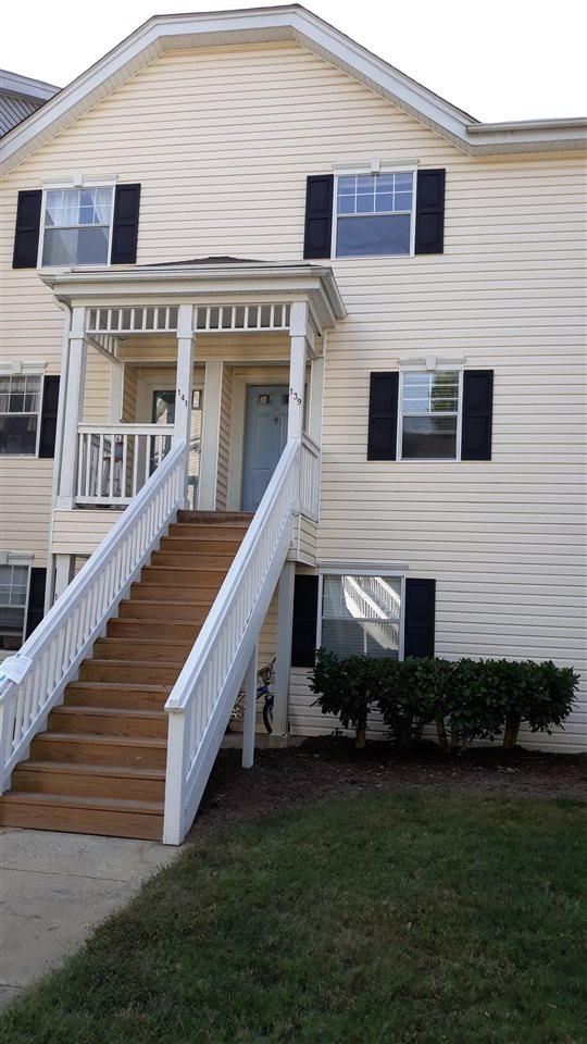 139 Kingsbury Drive - Photo 0