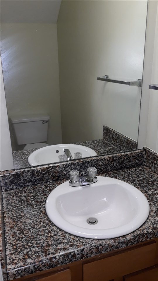 139 Kingsbury Drive - Photo 9
