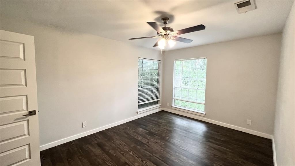 6205 Hyside Dr - Photo 4