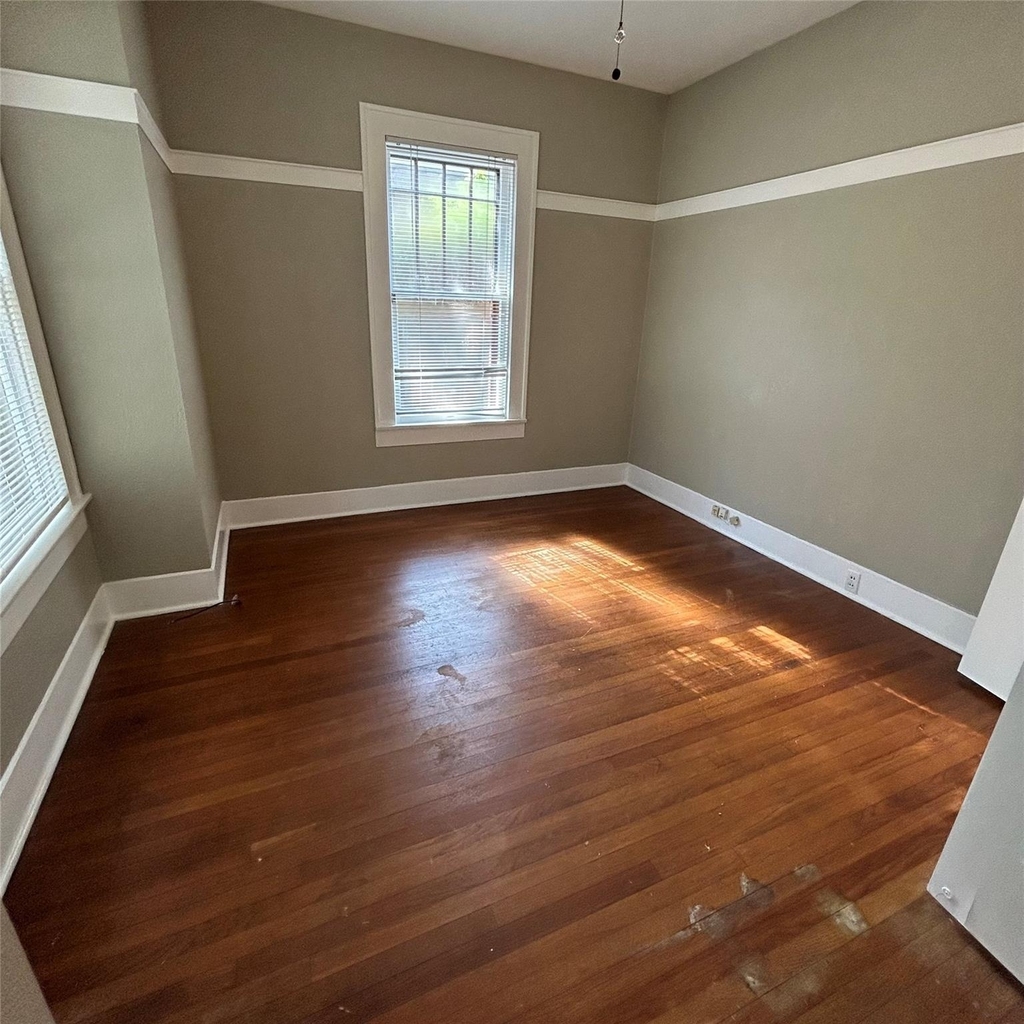 1115 W 22 1/2 St - Photo 7