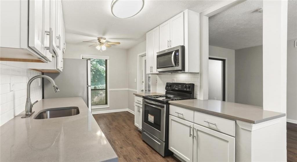 3000 Spring Hill Parkway - Photo 9