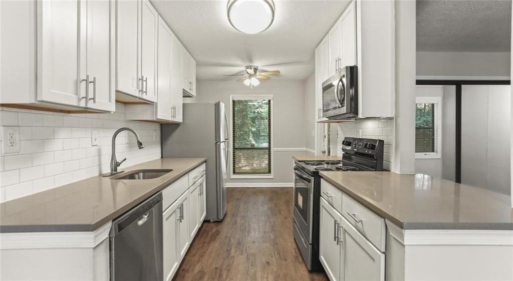 3000 Spring Hill Parkway - Photo 3