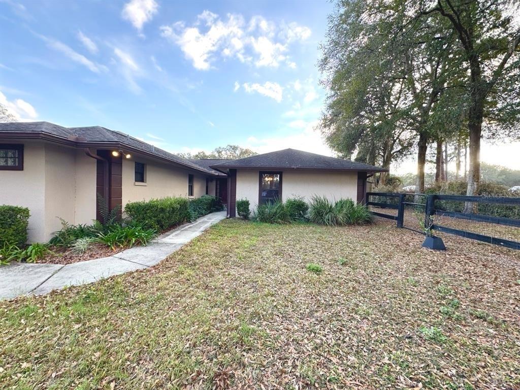7444 Nw 14th Street - Photo 1