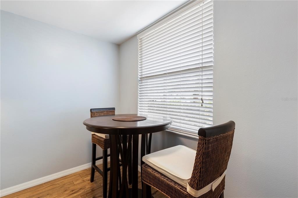8750 Olde Hickory Avenue - Photo 9
