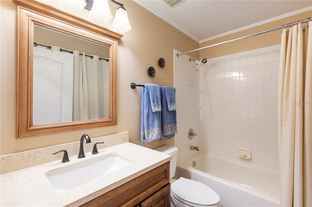 8750 Olde Hickory Avenue - Photo 14
