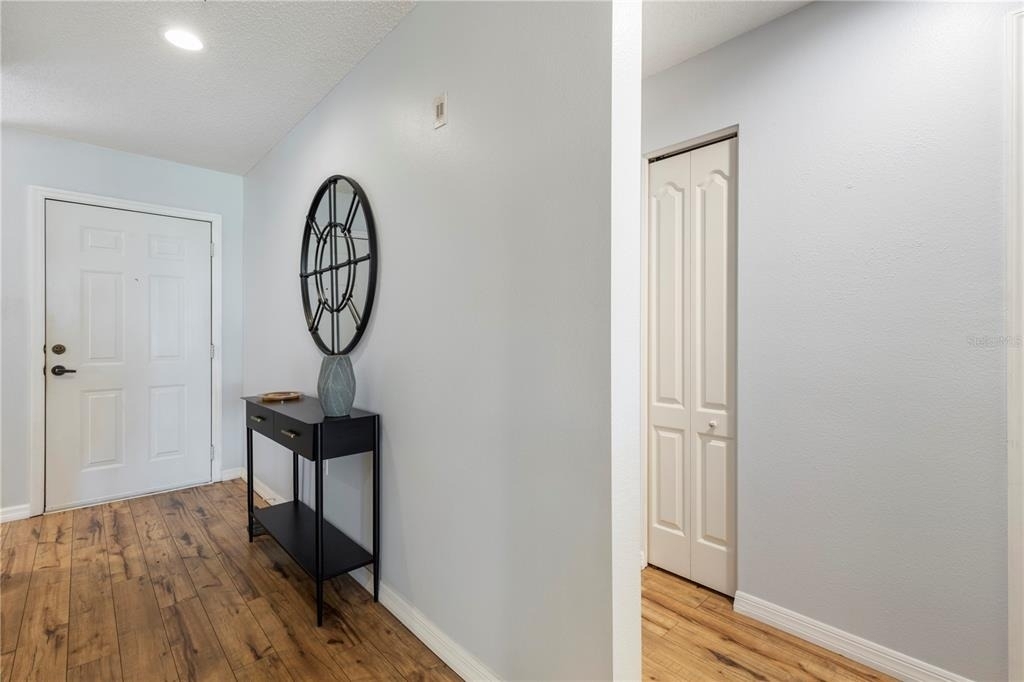 8750 Olde Hickory Avenue - Photo 3