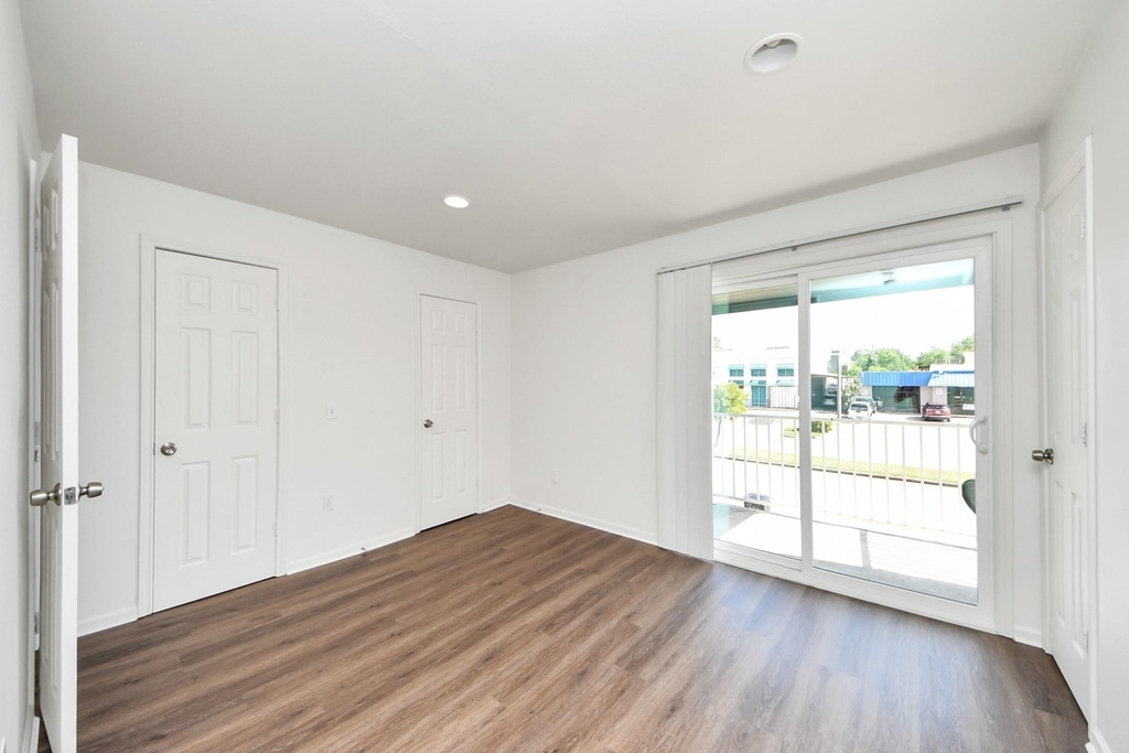 12068 Beechnut Street - Photo 24