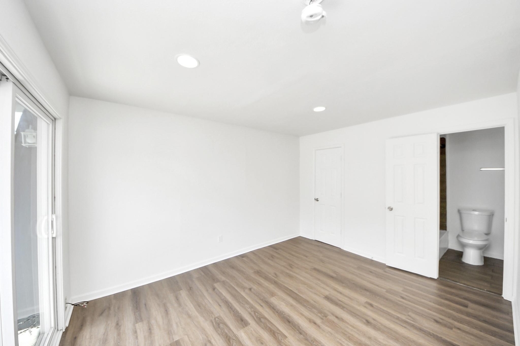 12068 Beechnut Street - Photo 32