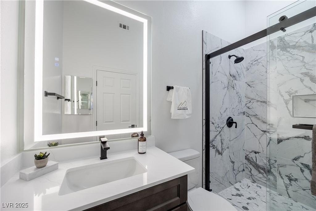 540 W Horizon Ridge Parkway - Photo 3
