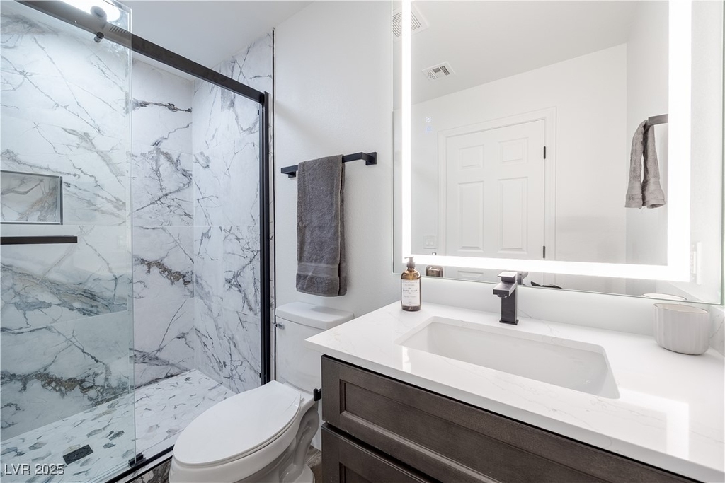 540 W Horizon Ridge Parkway - Photo 5