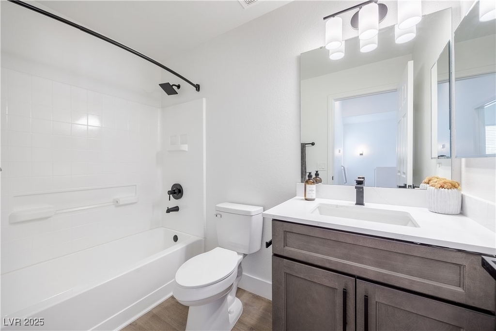 540 W Horizon Ridge Parkway - Photo 6
