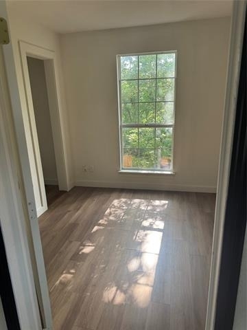 205 W Bond Street - Photo 15