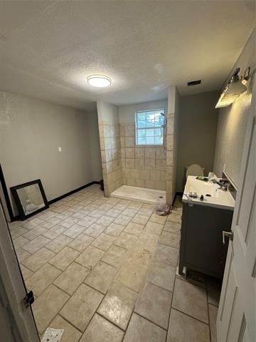205 W Bond Street - Photo 7
