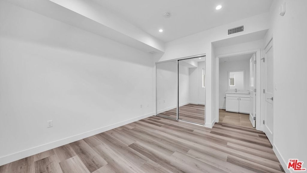 627 N Dillon Street - Photo 8