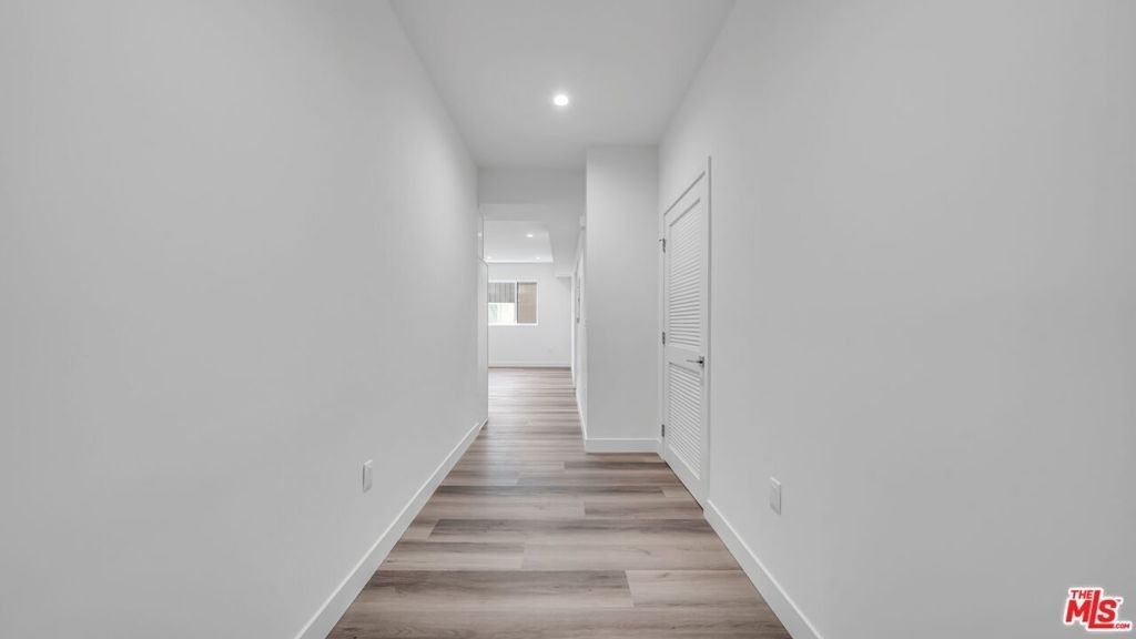 627 N Dillon Street - Photo 1