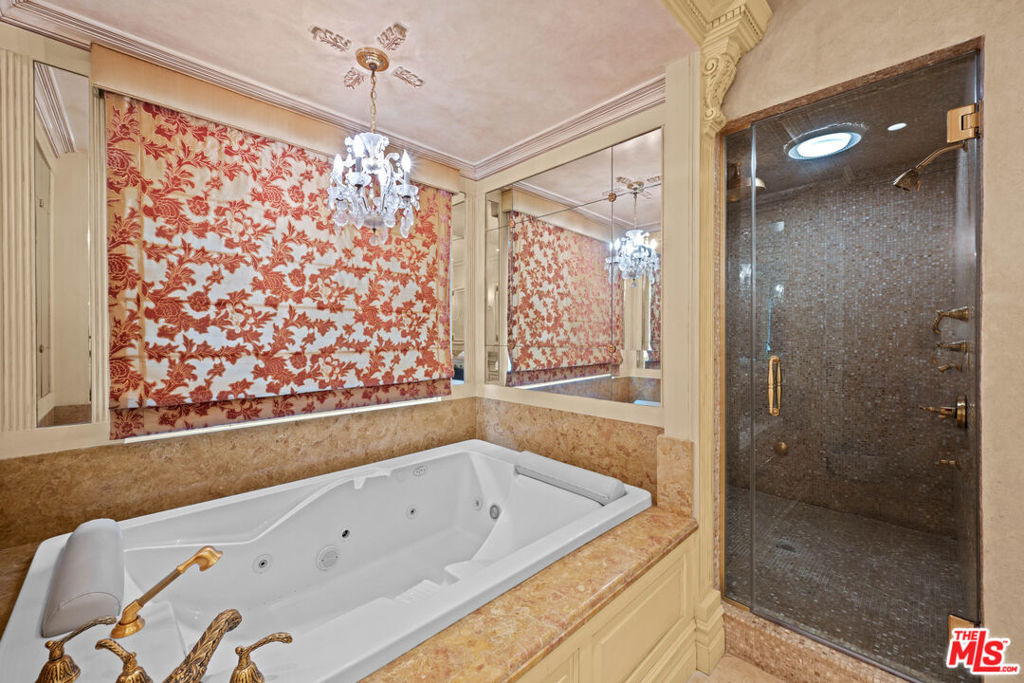 1575 Alexis Place - Photo 31