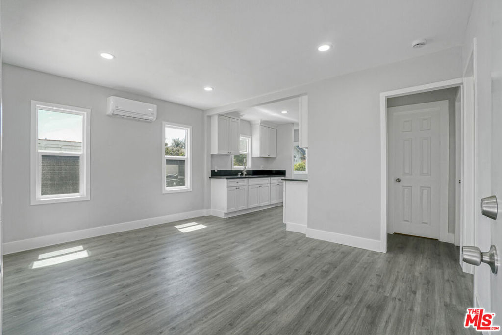 1256 Exposition Boulevard - Photo 8
