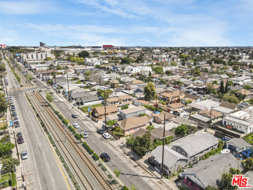 1254 1/2 Exposition Boulevard - Photo 26