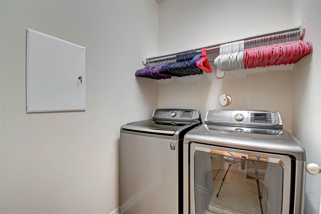 8219 Peppervine Court - Photo 21