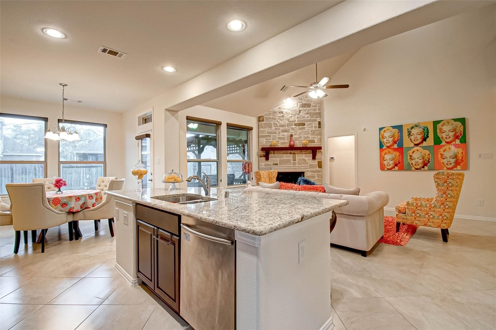 8219 Peppervine Court - Photo 15