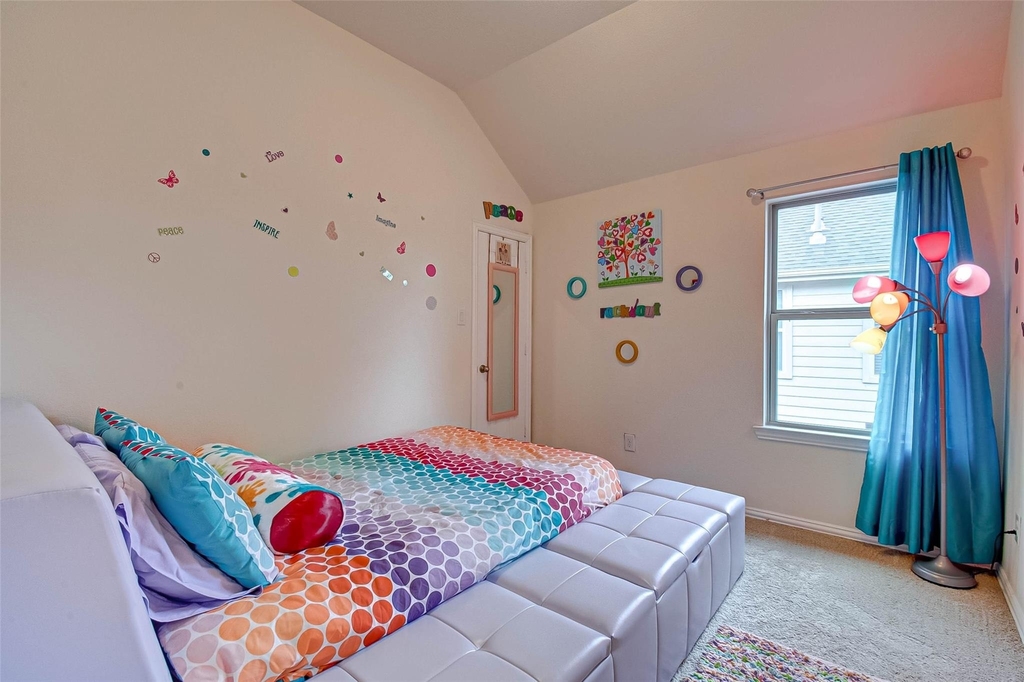 8219 Peppervine Court - Photo 32