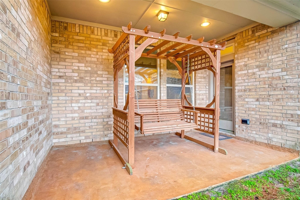8219 Peppervine Court - Photo 39