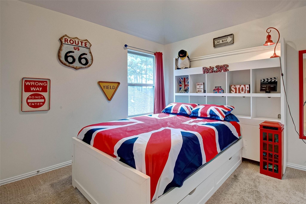 8219 Peppervine Court - Photo 34