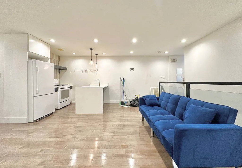 143 Patchen Avenue - Photo 12