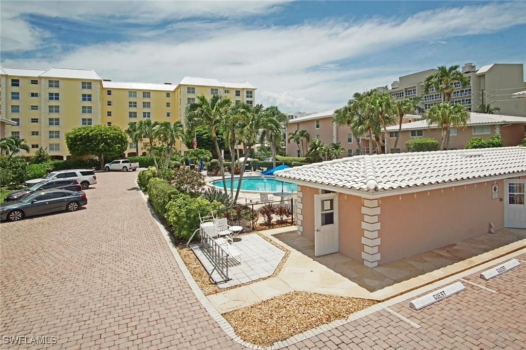 1910 Gulf Shore Boulevard N - Photo 13