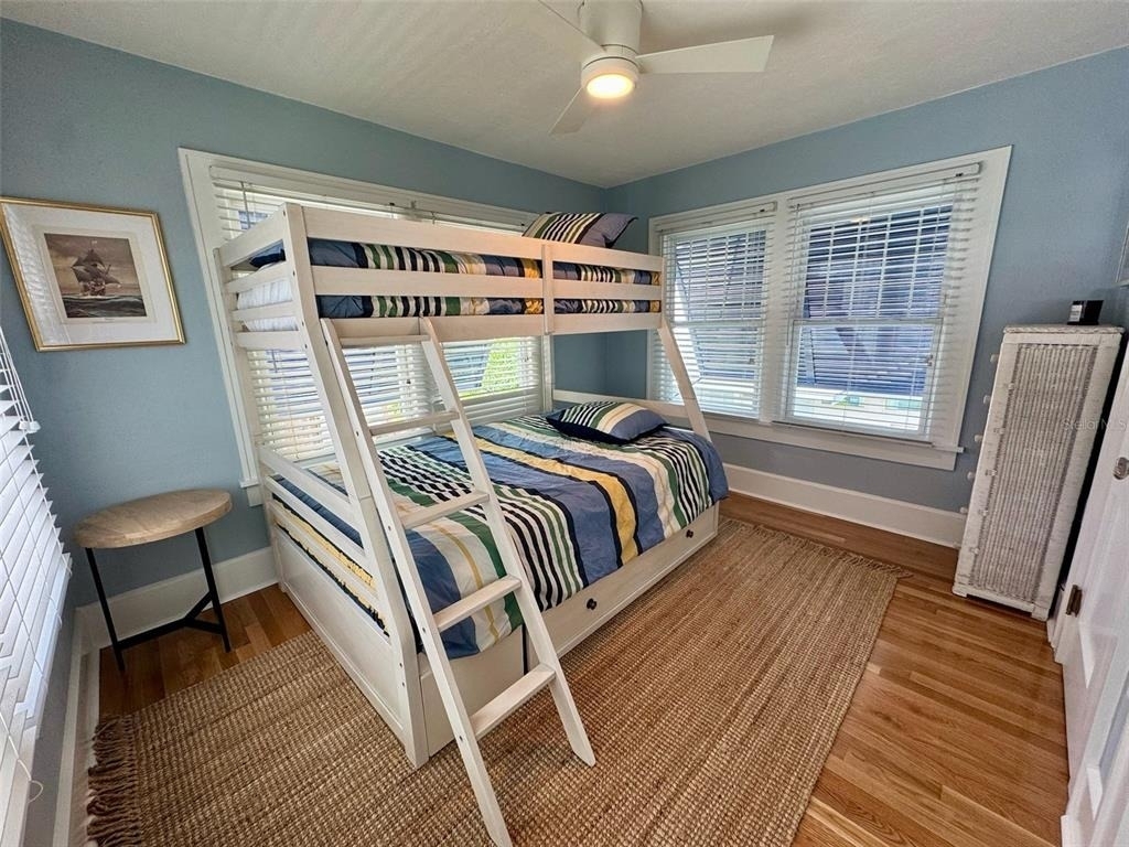 221 13th Avenue Ne - Photo 24