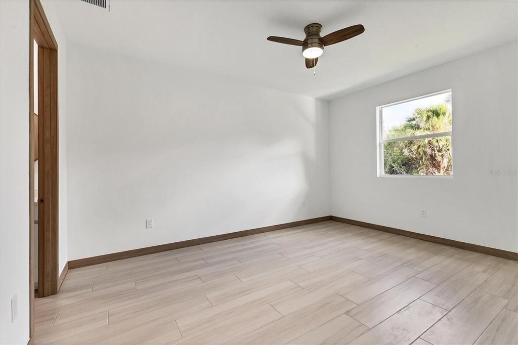 405 Sunset Road N - Photo 24