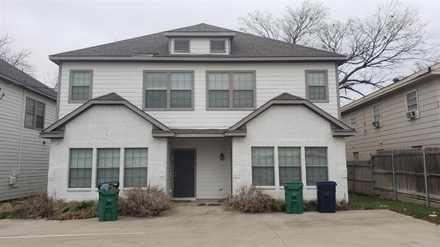 2418 W Prairie Street - Photo 0