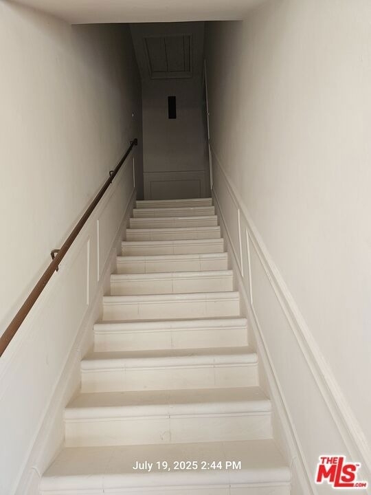 5472 Edgewood Place - Photo 11