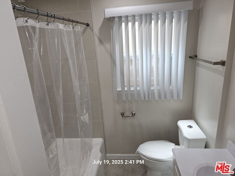 5472 Edgewood Place - Photo 6