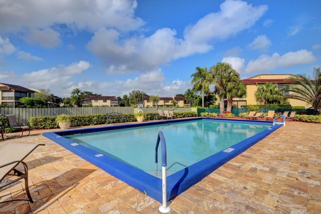 21214 Lago Circle - Photo 32