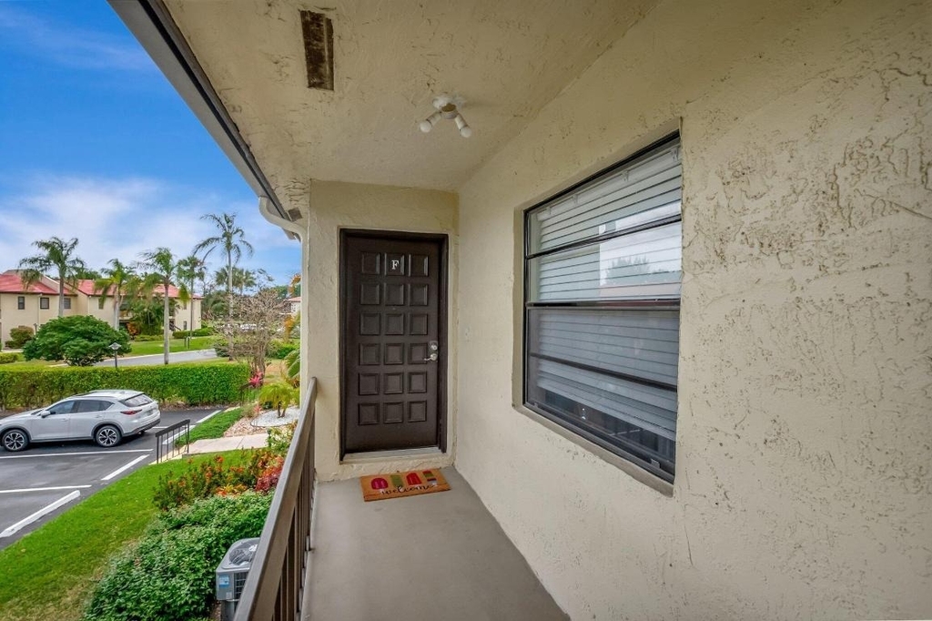 21214 Lago Circle - Photo 2