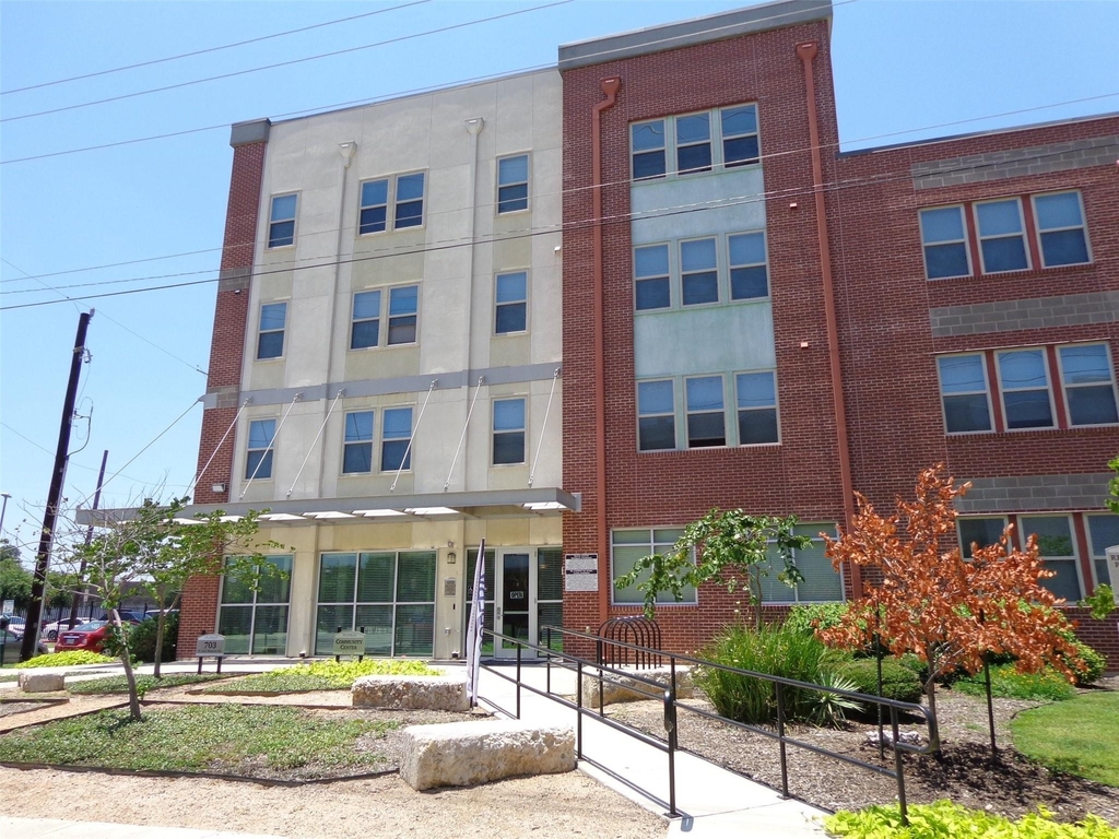 703 N San Marcos St - Photo 5