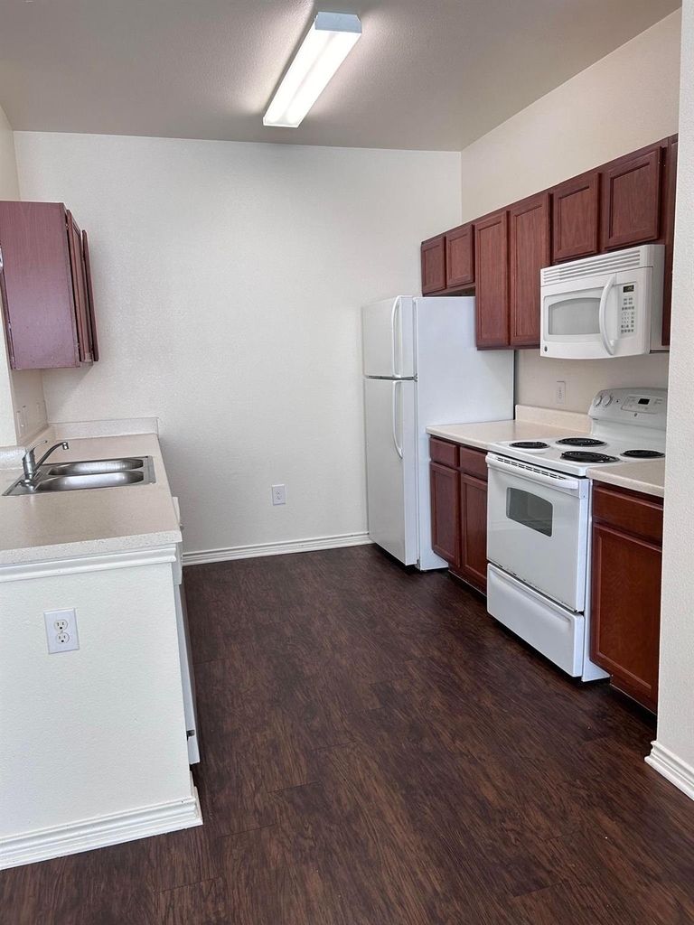 703 N San Marcos St - Photo 12