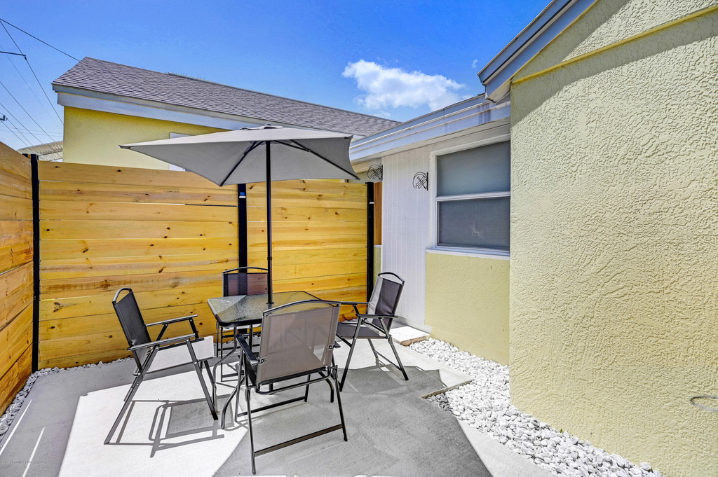 1704 Oak Street - Photo 14